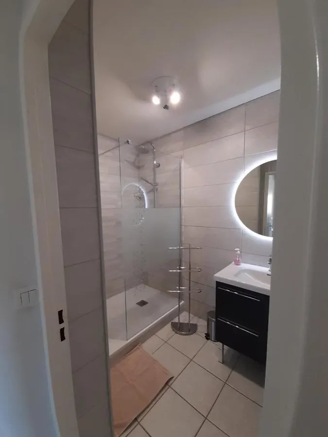 Appartement Hyper Centre Avec Garage Saint-Etienne  0*, Saint-Etienne (Loire) France